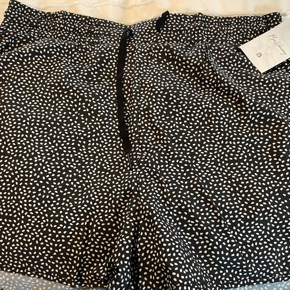 Buffbunny Bossy Flo Shorts NWT